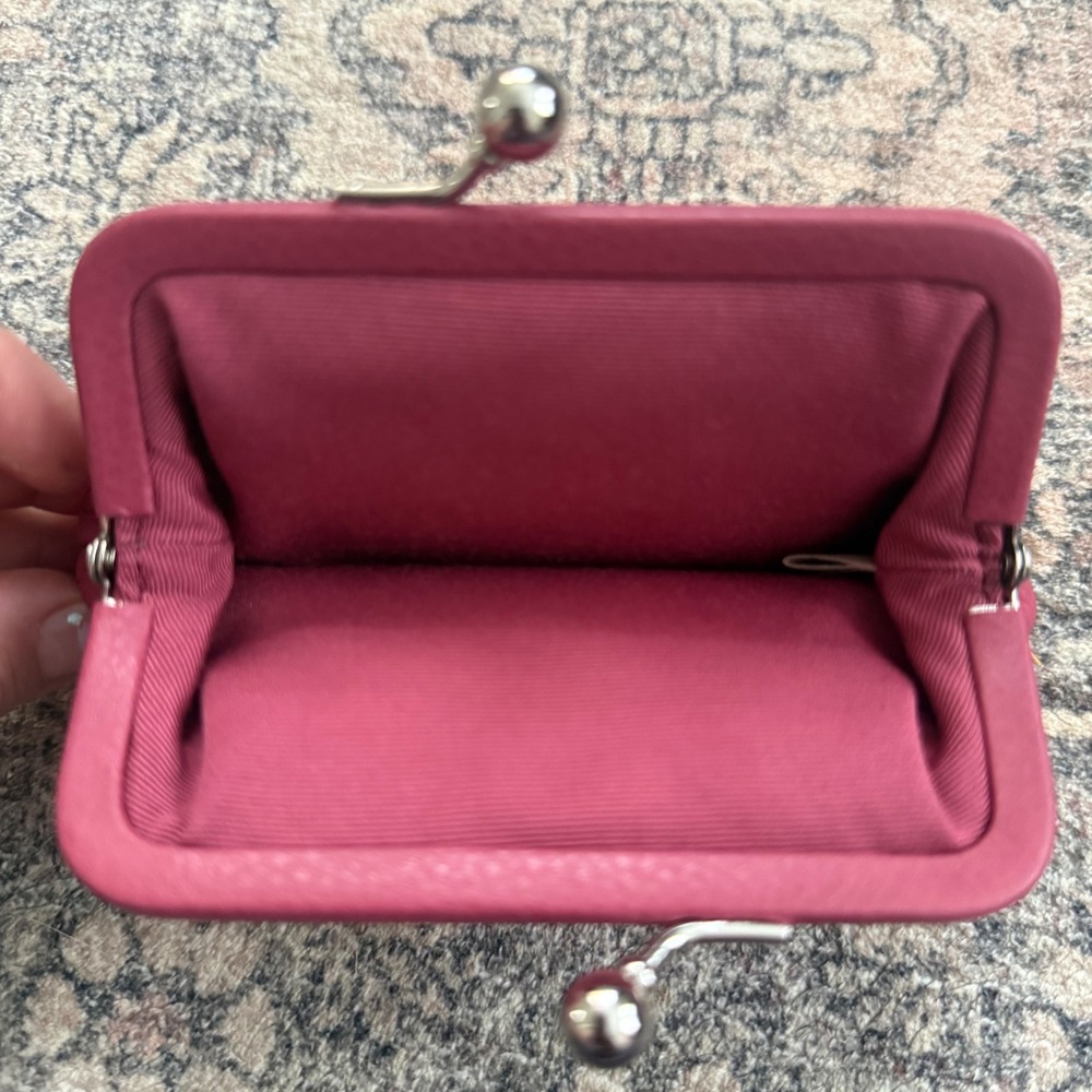 Coach Pink Embossed Leather Signature C Kisslock Coin… - Gem